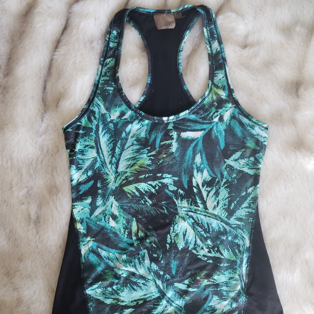 Athleta muscle tee
